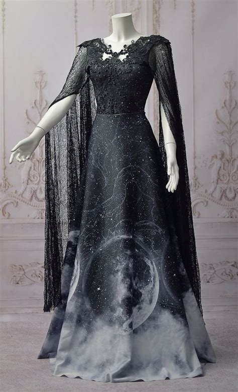 Gorgeous Witchy Dresses on Etsy: Our Top Picks